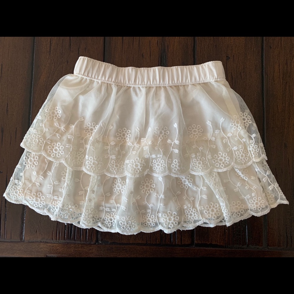 Toddler cream lace two layer skirt